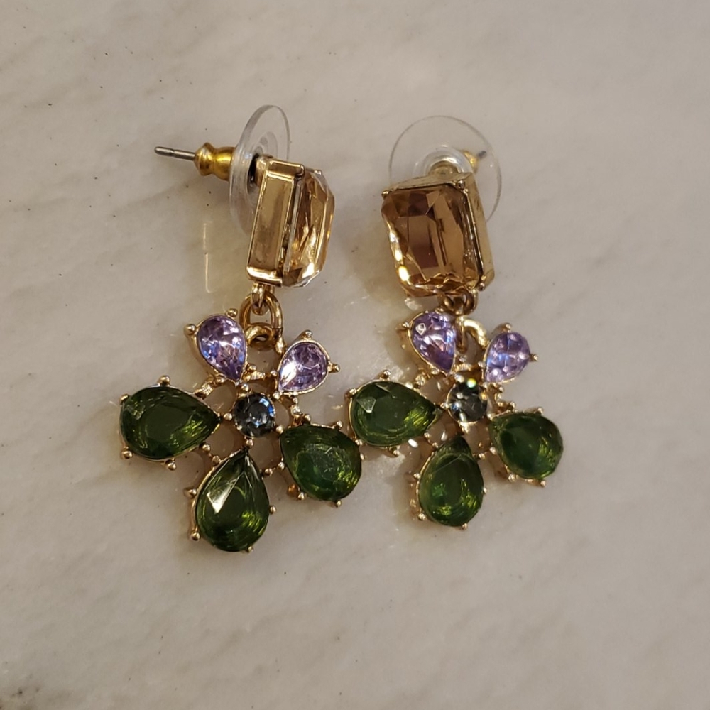 Gorgeous Sparkling Earrings Banana Republic - Picture 6 of 6